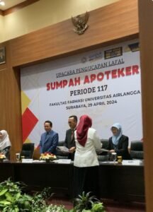 Pelaksanaan Sumpah Program Profesi Apoteker Fakultas Farmasi Univ Airlangga